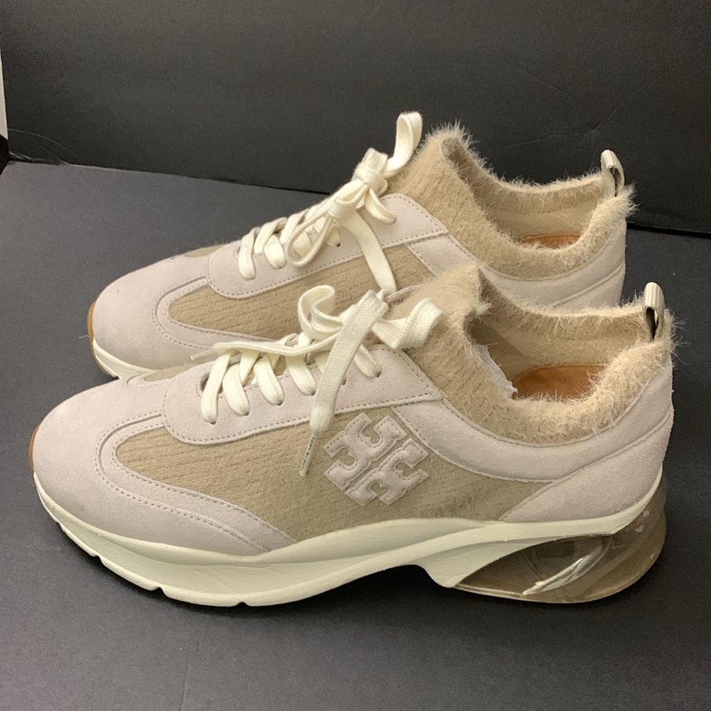Tory Burch GOOD LUCK MOHAIR TRAINER
MOHAIR / KNIT CALCARE Sneakers in box $298 - Picture 7 of 17